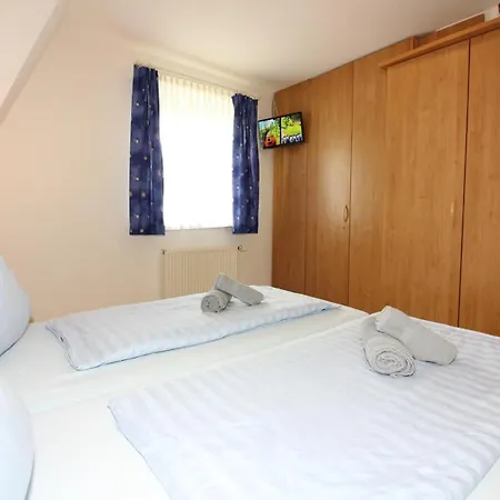 Dom wakacyjny Seepark Burhave 11 *