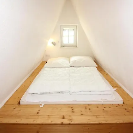 Dom wakacyjny Seepark Burhave 11 *